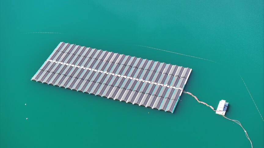 Türkiye'nin ilk yüzer güneş enerjisi santrali önlisansı Manisa'daki projeye verildi