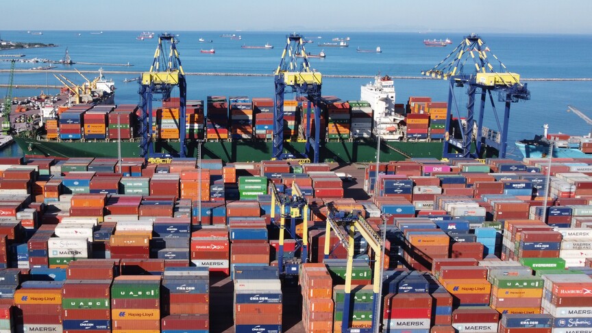 Türk lirasıyla dış ticaret hacmi yılın 7 ayında 900 milyar lirayı aştı