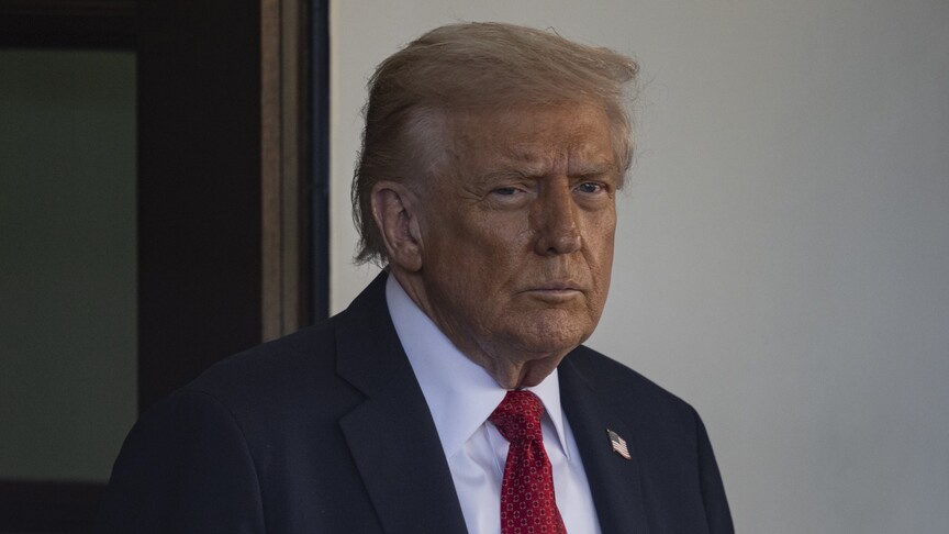 Trump, Kanada'dan İthal Otomobil ve Kamyonda Gümrük Vergisini Yüzde 50'ye Çıkaracağını Duyurdu