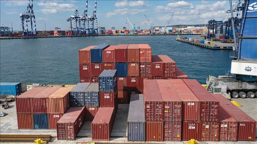 Türkiye'nin Komşu Ülkelere İhracatı 8 Ayda 18,2 Milyar Dolara Ulaştı